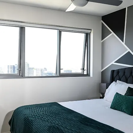 River View Apartment In Brisbane With Parking Exterior photo