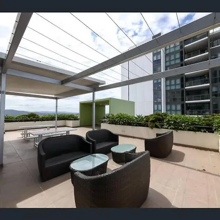 River View Apartment In Brisbane With Parking Exterior photo